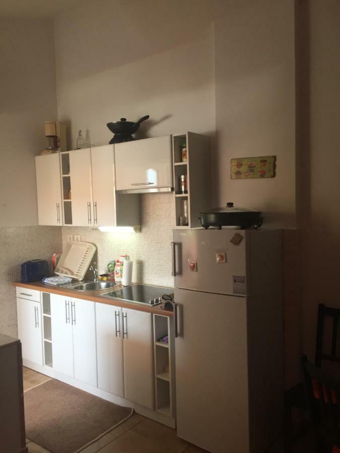 Apartment Enis Barbariga Exterior photo